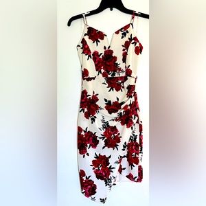Almost fAMOUS casual beautiful dress, the color white and red, size S